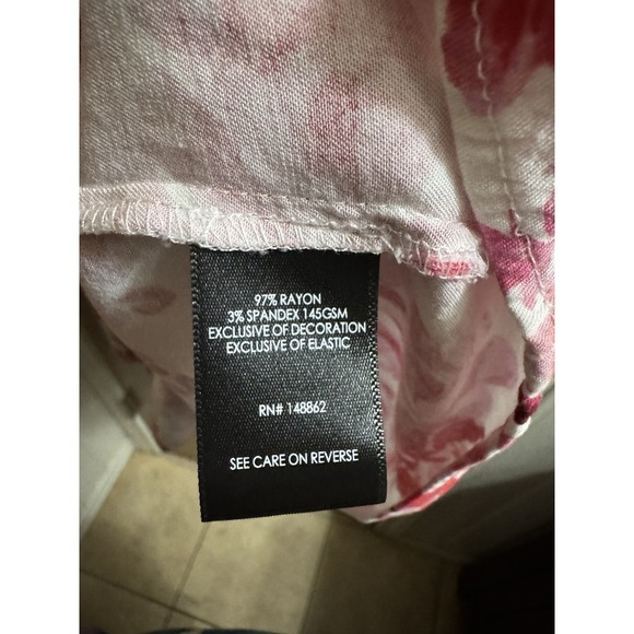 TORRID Babydoll Challis Smocked Cami White Pink Floral Print Flare Plus 2X Soft - Picture 7 of 8